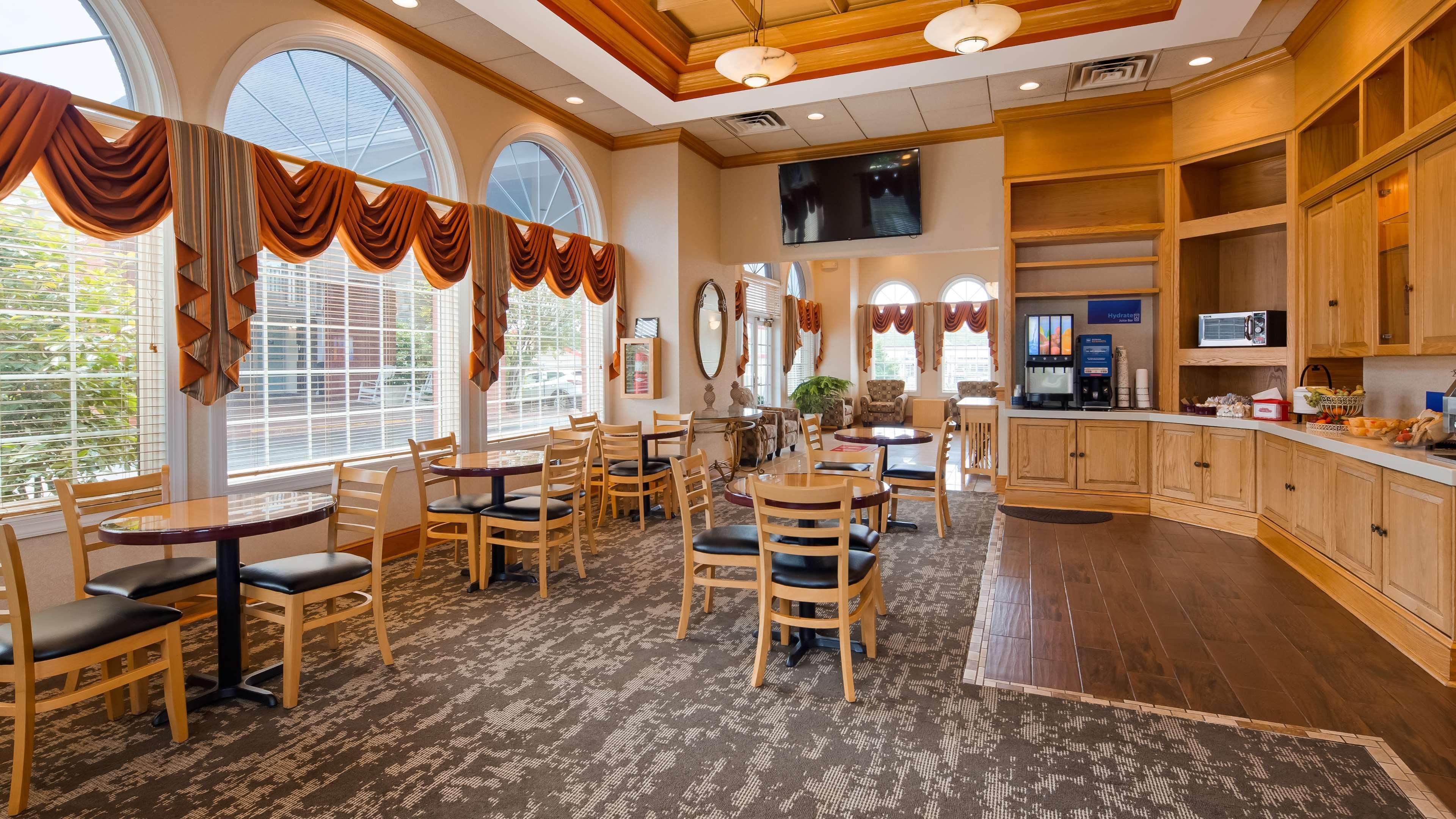 Best Western Fredericksburg Exterior photo